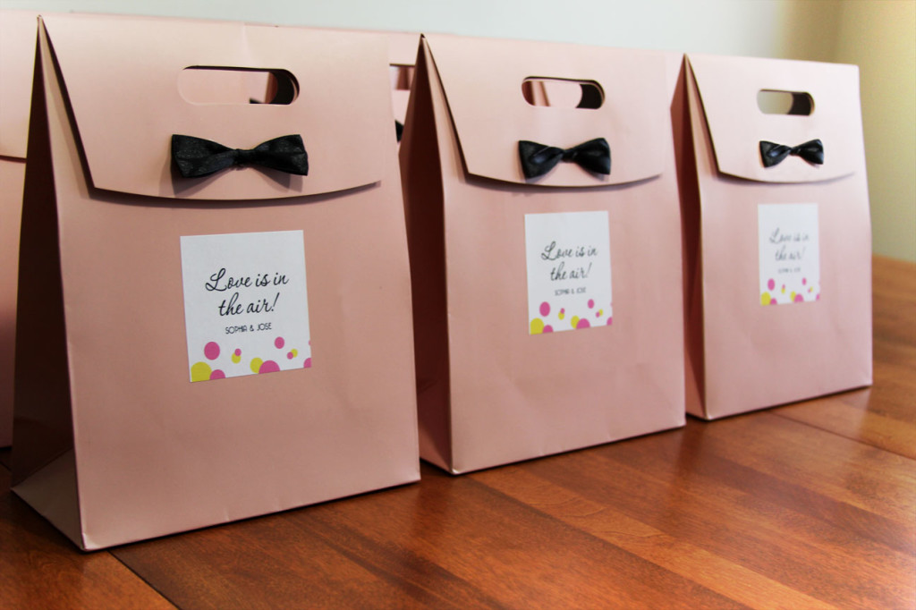 {Guest Post} Five Tips for Great Wedding Welcome Bags2